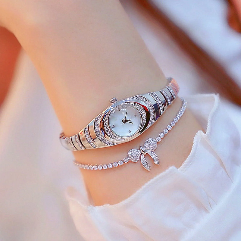 ⏳ Offre spéciale limitée : -52% sur la Montre Bracelet Strass pour Femme 💎⌚