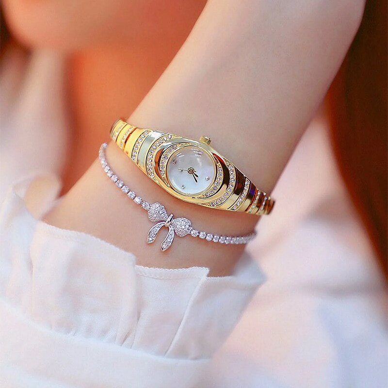 ⏳ Offre spéciale limitée : -52% sur la Montre Bracelet Strass pour Femme 💎⌚